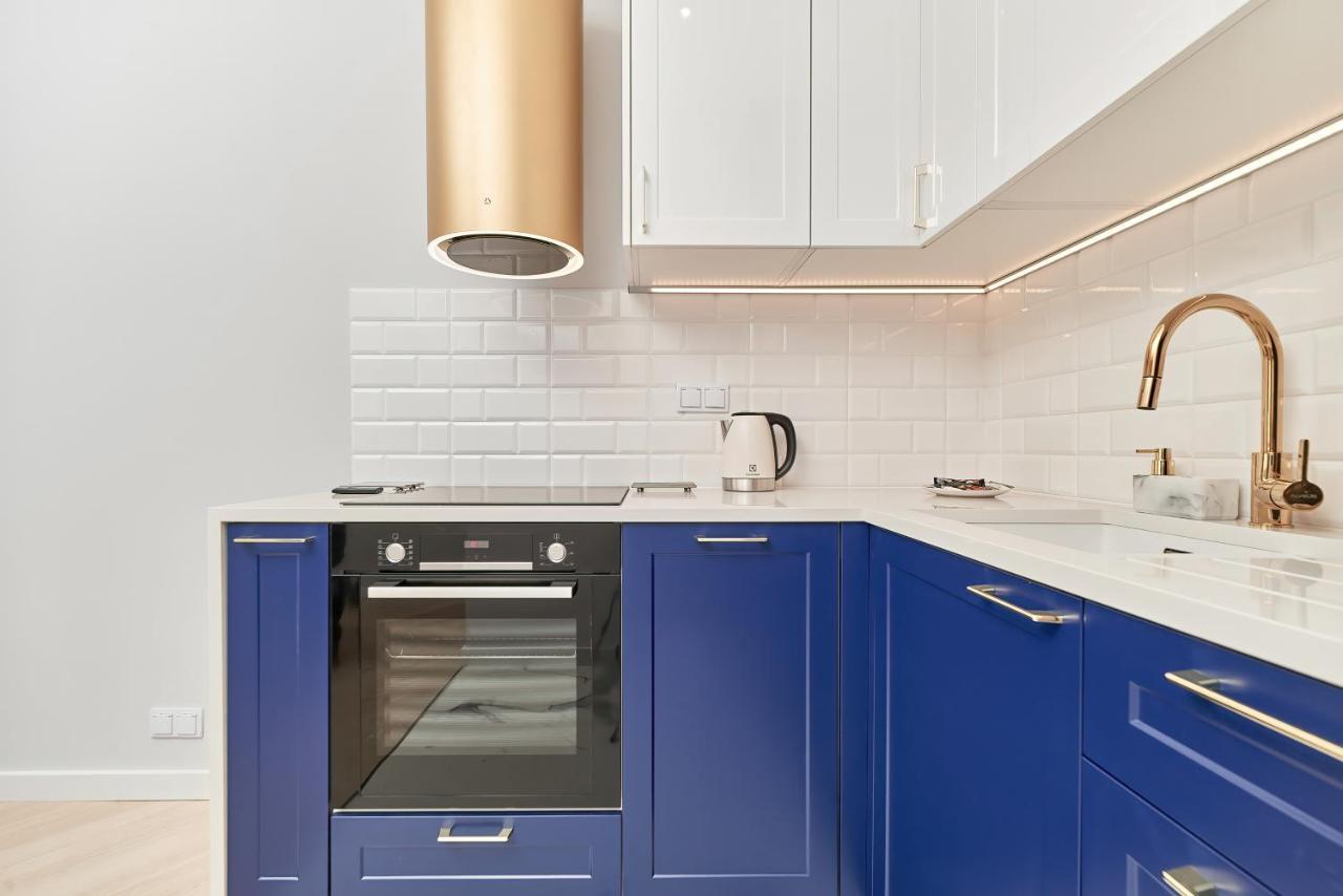 Exclusive Apartments Gwiazdzista With Free Garage Wroclaw By Noclegi Renters Exteriör bild