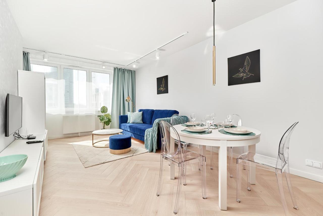 Exclusive Apartments Gwiazdzista With Free Garage Wroclaw By Noclegi Renters Exteriör bild